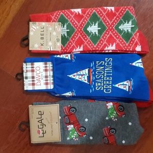 NWT. Three pairs of men's new w tags Christmas socks. New in original pa…